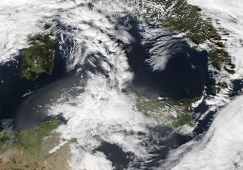 Italia divisa tra caldo primaverile e freddo Autunnale. Sabbia in arrivo!