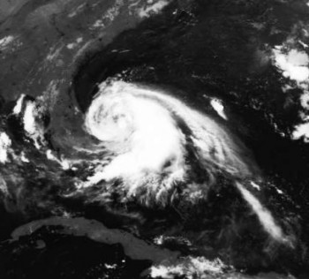 Arthur, la prima tempesta Atlantica del 2014, minaccia la East Coast