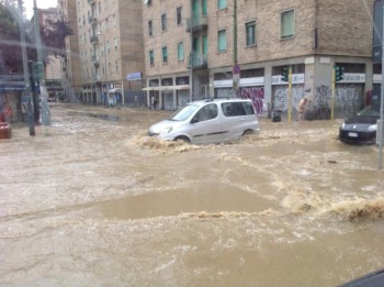 Milano sott’acqua! Esonda il fiume Seveso!