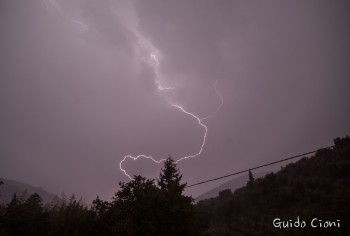 La goccia fredda guadagna terreno, primi temporali al Centro-Nord