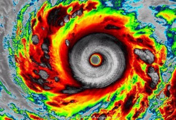 La più grande tempesta tropicale del 2014 si dirige verso il Giappone