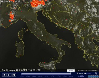 Temporali sulle Alpi orientali, sole e caldo altrove