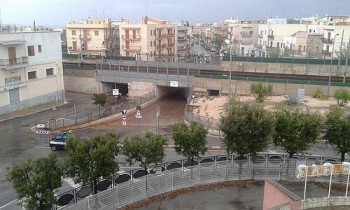 Maltempo, nubifragi in Puglia, allagamenti a Brindisi e Polignano (FOTO)