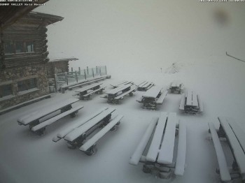 Ecco la prima neve della stagione Autunnale, Alpi imbiancate [IMMAGINI]