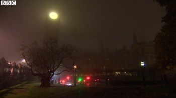 Londra immersa nella nebbia [FOTO]