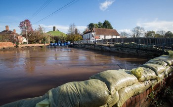 UK ancora sotto il tiro delle tempeste: ora tocca a  “Frank” [FOTO]