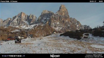 Appennini centrali ancora sommersi di neve, Alpi orientali a secco [IMMAGINI]