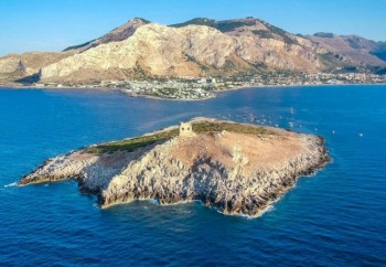 Isole italiane in vendita, l’allarme dei Verdi