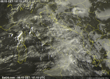 Meteo venerdì 6 dicembre: residua instabilità al centro e al sud, più asciutto al nord