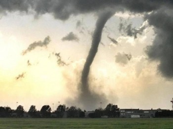 Trombe d’aria in Italia, più comuni con mare caldo e anomalie atmosferiche