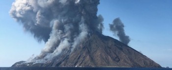 Isole Eolie: forte esplosione sullo Stromboli