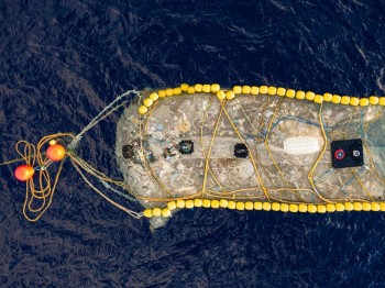 The Ocean Cleanup funziona, raccolte 10 tonnellate di plastica dal Pacifico