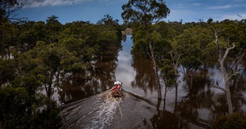 Clima estremo: Australia flagellata da incendi e inondazioni