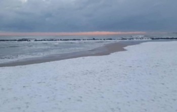 Pianura invasa dalla neve: immagini mozzafiato dalle spiagge romagnole!