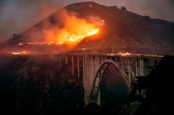 Continuano gli incendi in California: 500 persone evacuate e oltre 600 ettari di superficie boschiva bruciata