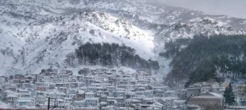 Ondata di gelo in Grecia: l’Isola di Samotracia ricoperta di neve