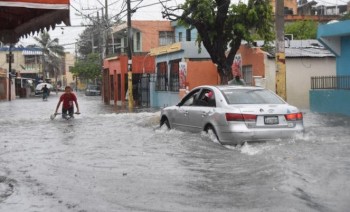 Forte maltempo nella Repubblica Dominicana: centinaia gli sfollati nella città di Samanà