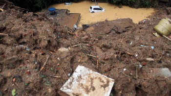 Un’alluvione devasta Petropolis: almeno 55 le vittime nella città brasiliana