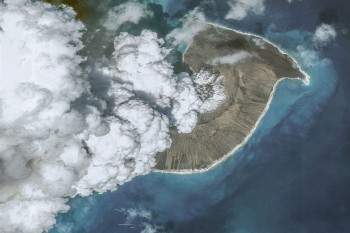 Eruzione Tonga: nuovi studi ridimensionano gli effetti che l’anidride solforosa avrà sulla temperatura globale