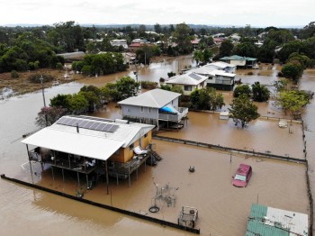 Inondazioni in Australia: continua l’emergenza maltempo nel Queensland, dove una persona ha perso la vita