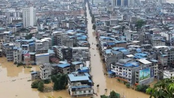 Maltempo estremo in Cina: le piogge torrenziali uccidono 15 persone nelle regioni meridionali